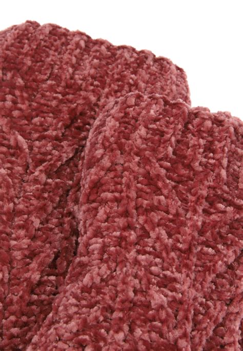 Polygon kles&aacute; o 8,69 % a přeprodan&eacute; podm&iacute;nky omezuj&iacute; potenci&aacute;l odrazu pobl&iacute;ž podpory na 0,0803 $: t&yacute;denn&iacute; zpr&aacute;va